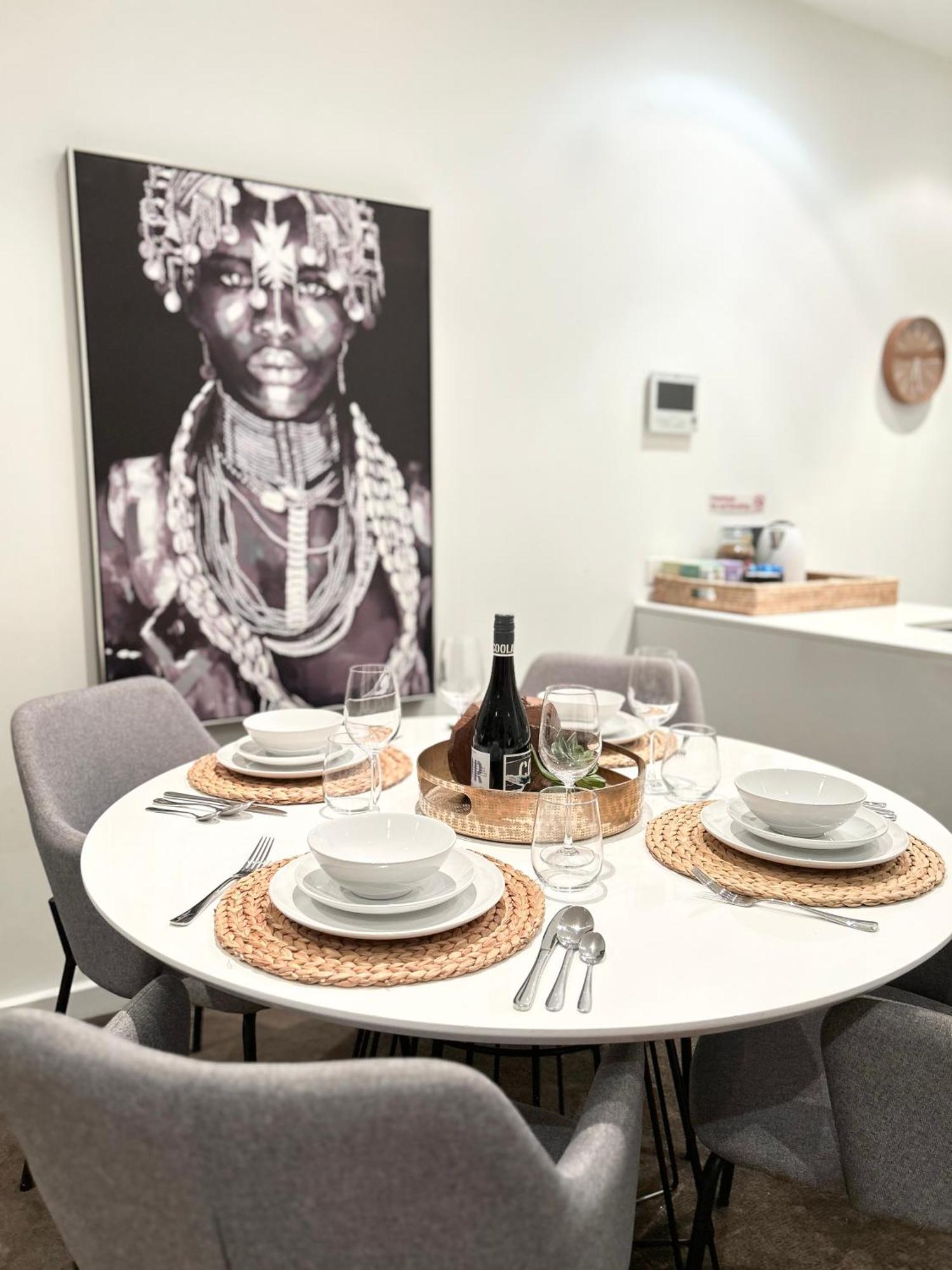 Lux 2Br Apt On Hindmarsh Sq-Pool-Gym-Sauna-Parking Adelaide Buitenkant foto