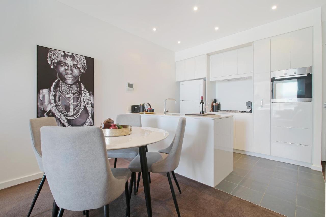 Lux 2Br Apt On Hindmarsh Sq-Pool-Gym-Sauna-Parking Adelaide Buitenkant foto