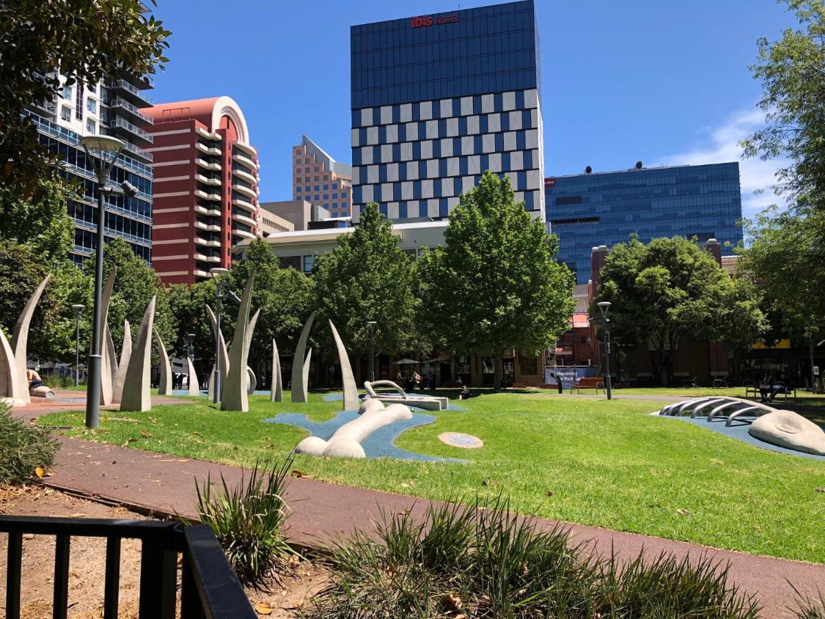Lux 2Br Apt On Hindmarsh Sq-Pool-Gym-Sauna-Parking Adelaide Buitenkant foto