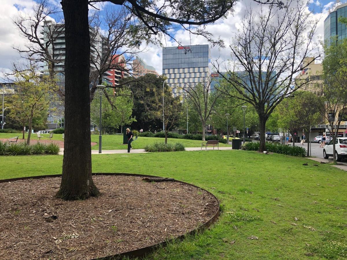Lux 2Br Apt On Hindmarsh Sq-Pool-Gym-Sauna-Parking Adelaide Buitenkant foto